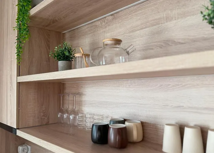 Ella - Of Mara - Powered By Neo 10 *